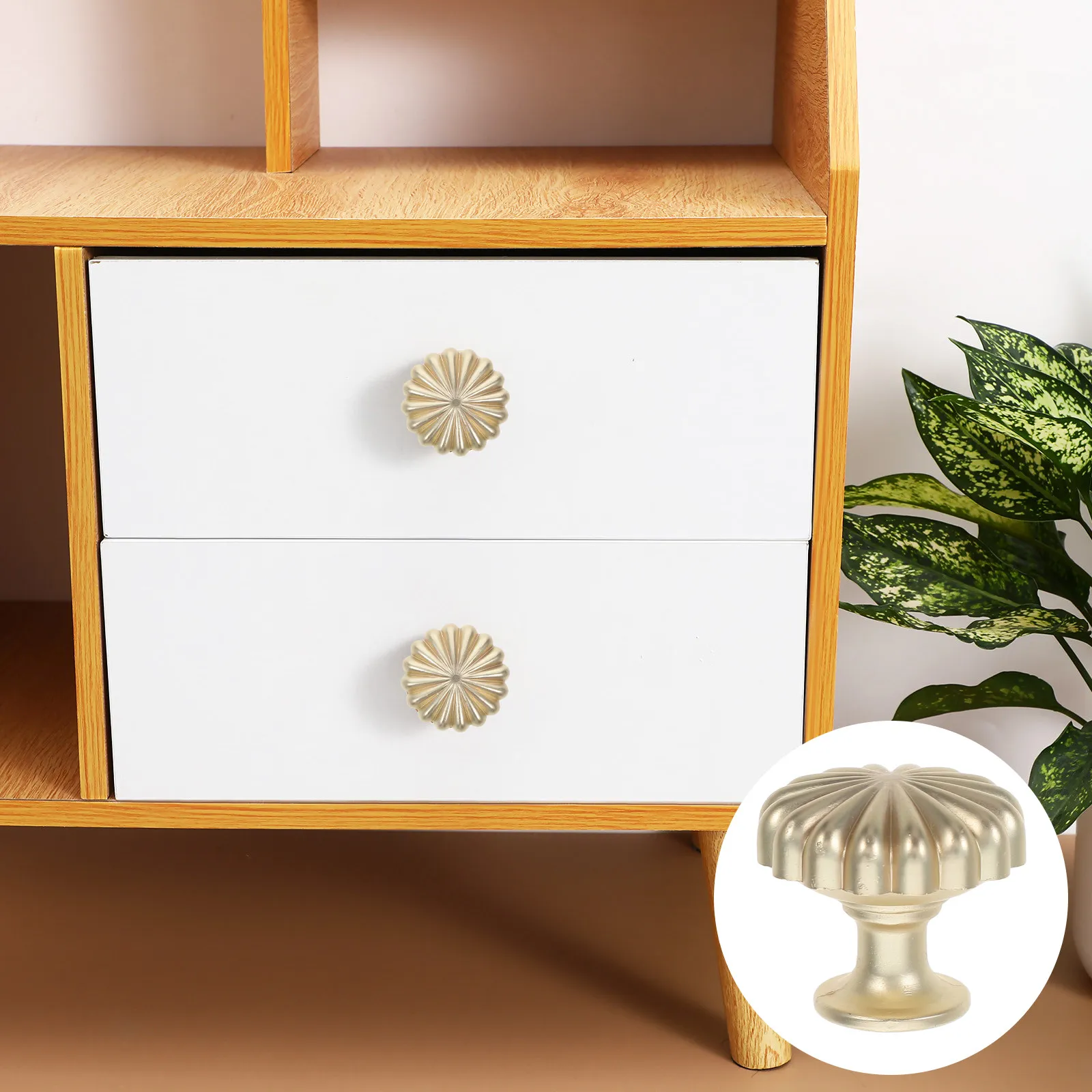 4Pcs European Style Copper Pumpkin Knobs for Kitchen Cabinets Dressers Drawers Vintage Gold Drawer Pulls Decorative Retro