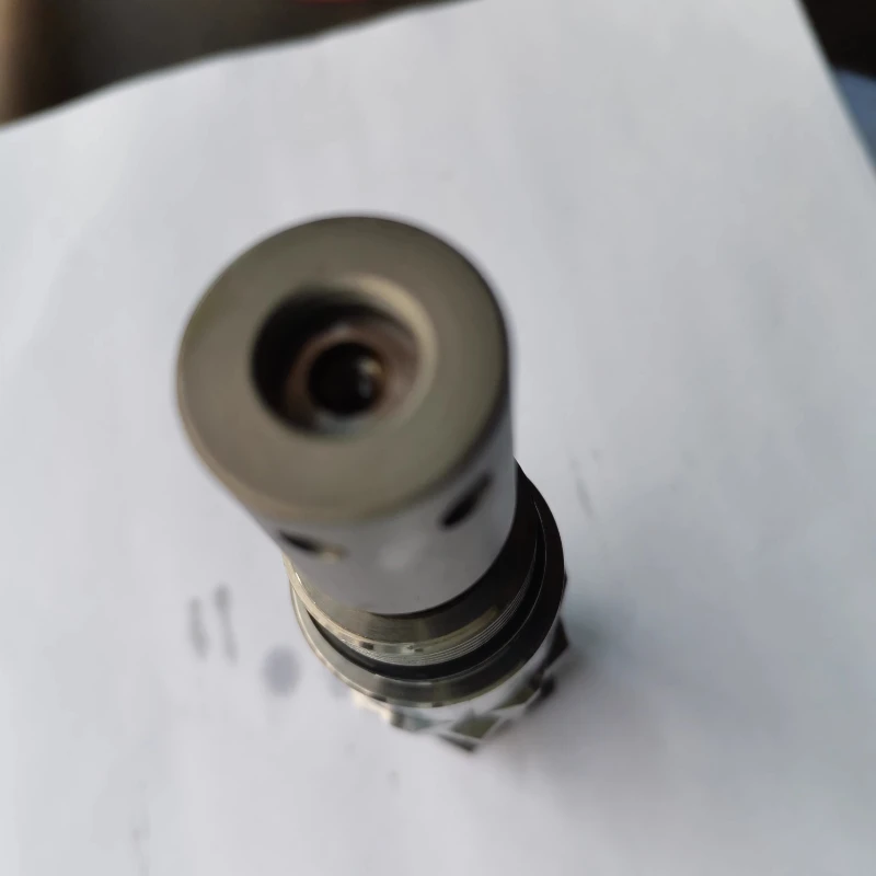 Excavator Overflow Valve Volvo 210/240 Distribution Valve Distributor Multi-way Valve Control Valve Import Parts