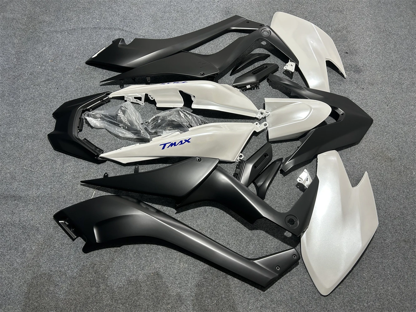 Motorcycle Fairing Kits for TMAX530 2017 2018 2019 TMAX XP530 17 18 19 Injection ABS Plastic White black Bodywork Set