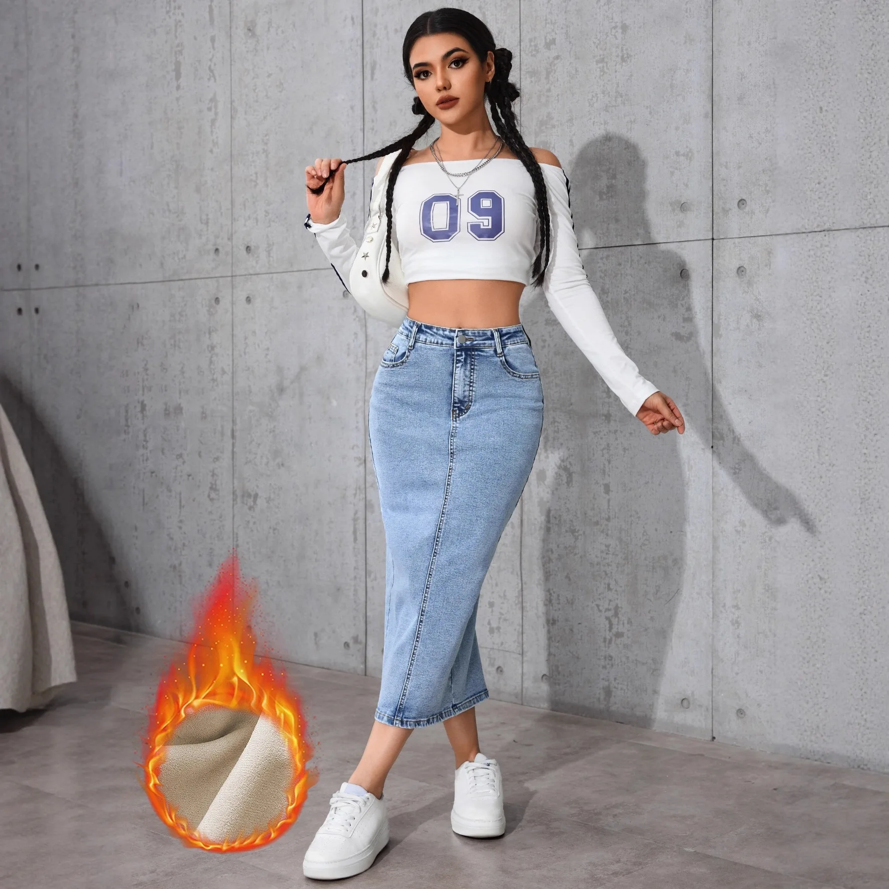 

Новая бархатная юбка с высокой талией и тонкой средней длины. Джинсовая одношаговая юбка с разрезом на бедрах.