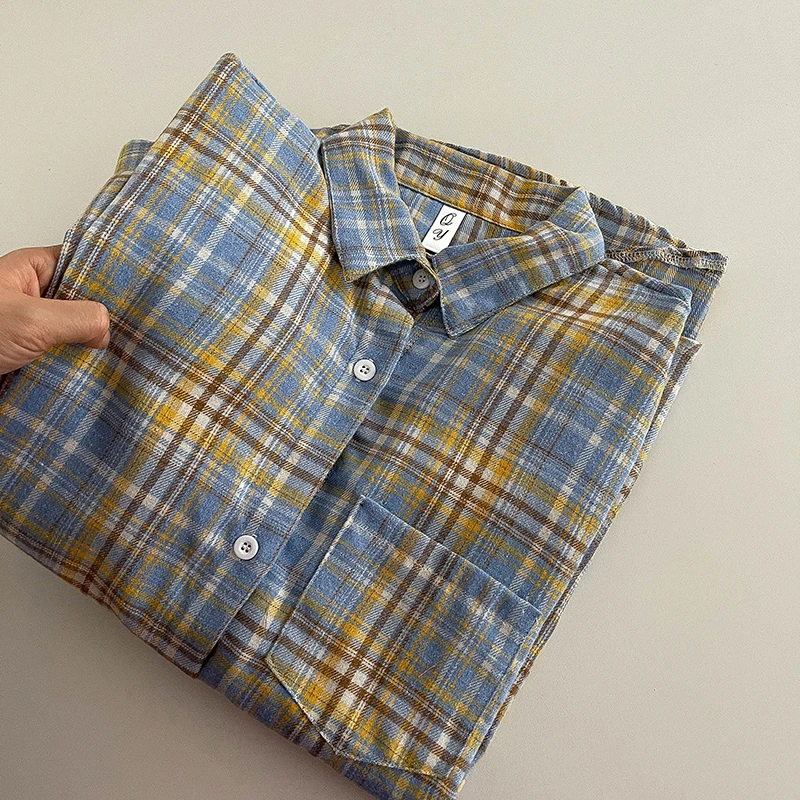 Frühling Sommer 2026 Kariertes Hemd Frauen Langarm Button-Down-Bluse mit Tasche Schulmädchen Lose Karo Shirts Casual Weenkend