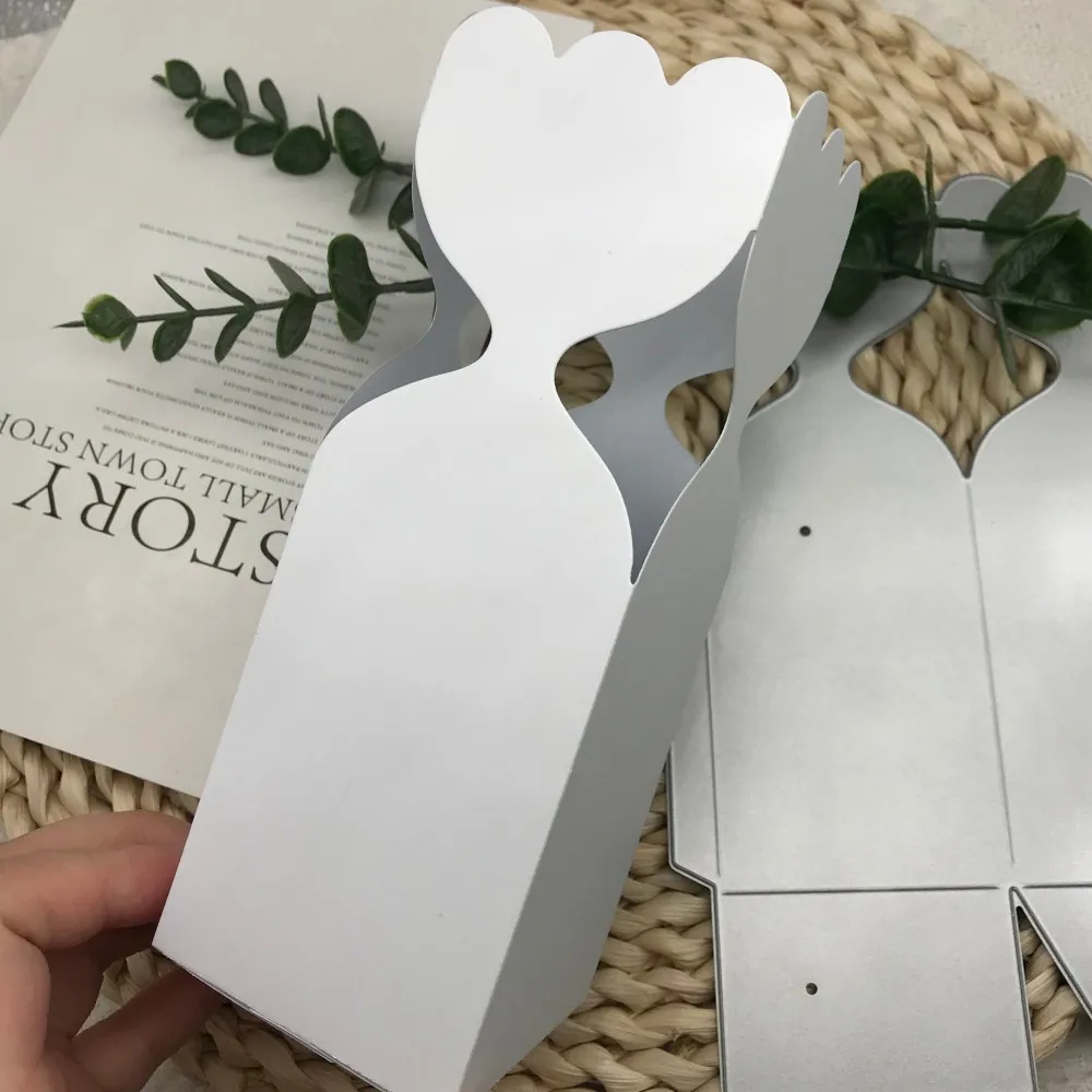 

1 шт. новые металлические штампы для резки, форма для цветочной коробки, украшение для скрапбукинга, лезвие для рукоделия, трафареты, штампы