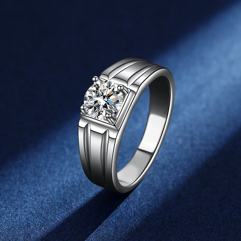 

Мужское платиновое минималистичное кольцо с муассанитом PT950, 1 карат, 4 зубца, текстура чистого металла, успокаивающий темперамент, подарок