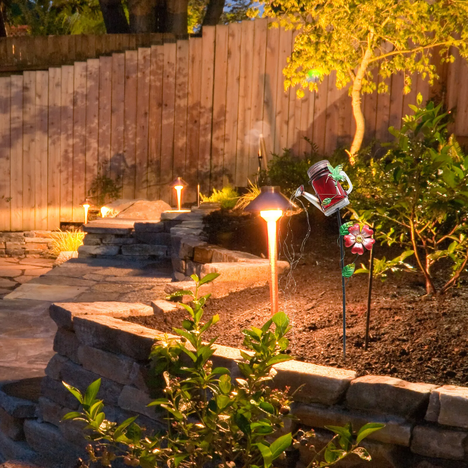 

Garden Lamp Outdoor Waterproof Energy-Saving Sprinkler Shaped Red Wrought Iron Solar Yard Light for Lawn
