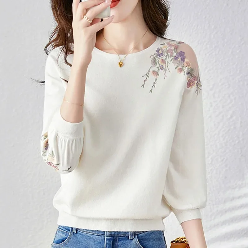 2024 O-Neck Knit Women Swearer Pullovers Summer Flower Embroidery Knitted Sweater Women Pullover Casual Fashion Women Tops