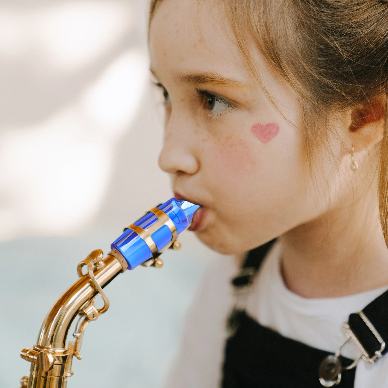 

Saxophone Mouthpiece Blue Colorful Musical Mouthpiece for Alto Sax Accessories Saxophone Replacement Parts with Tone Accuracy