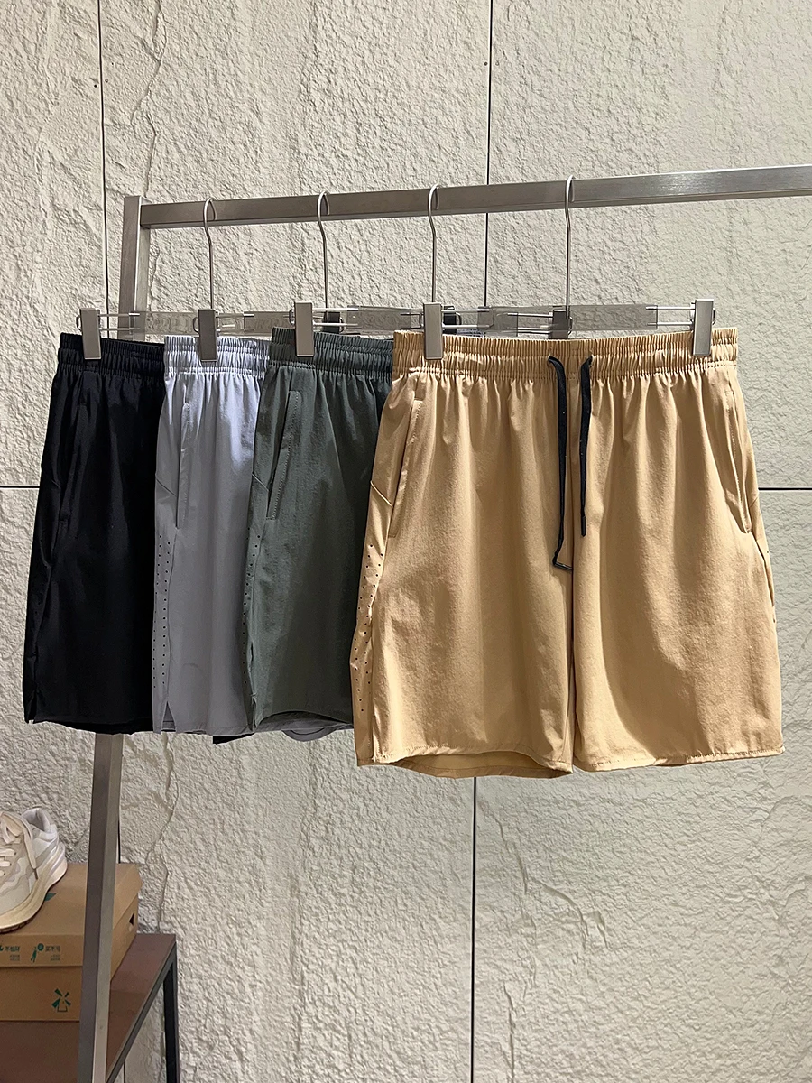 

Men's Breathable Mesh Running Shorts Summer Outdoor Sports Casual Loose Fit Five Inch Pants Sweat Absorbent Quick Dry
