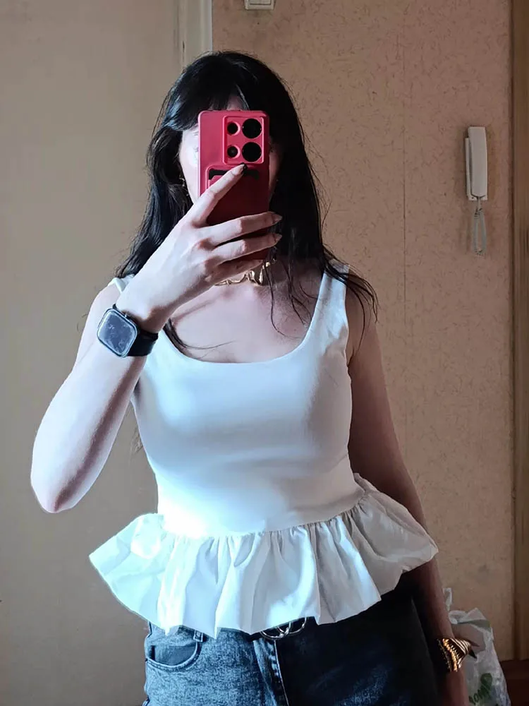Women's Square Neck Sleeveless Backless Crop Top with Peplum Bubble Hem Black White Summer Tank Top