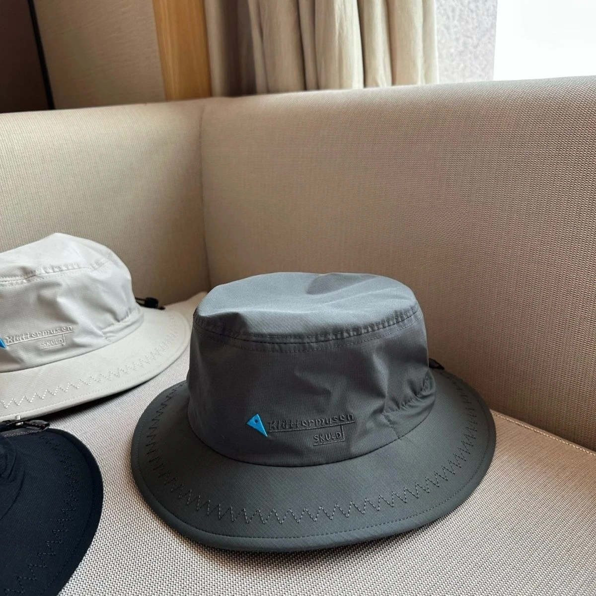 アウトドアバケットハット-運命の女神柄-軽量速乾サンハット-uvカット-つば広ビーチフィッシングハット