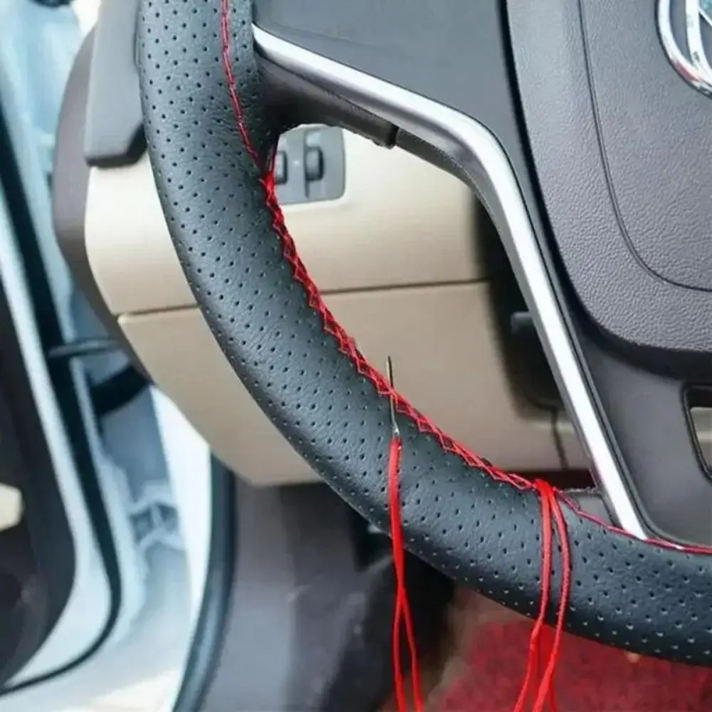 Microfiber Leather Steering Wheel Cover Soft Texture Breathable Material Hand-Stitched Steering Wheel Cover Fine Stitching