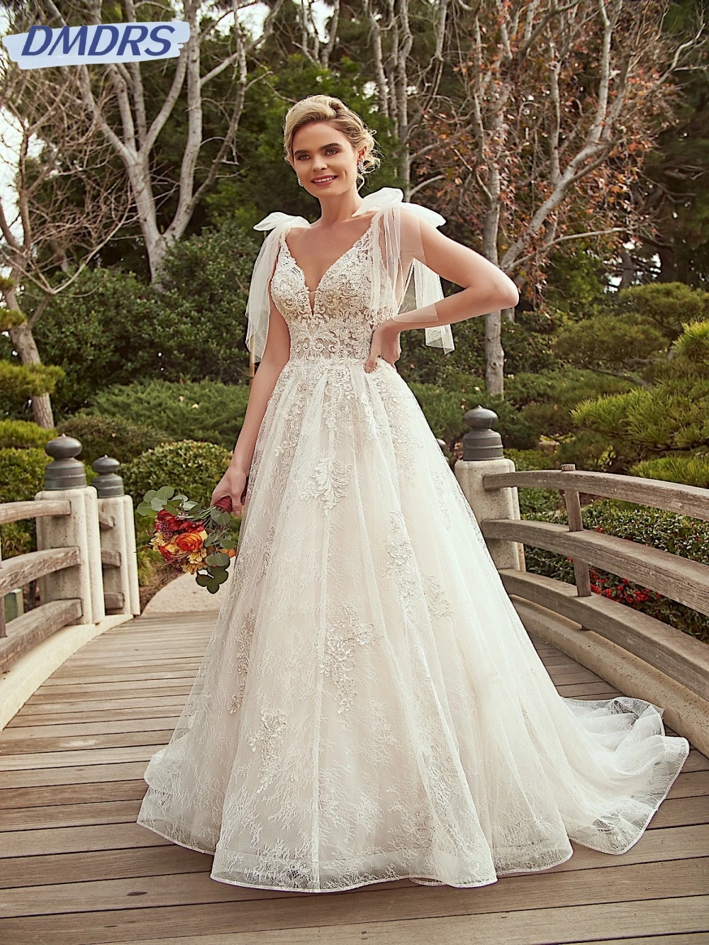 เซ็กซี่ลึกVคอBacklessเจ้าสาวRobeคลาสสิกAppliques Beadingsชุดเจ้าสาวElegant A-Lineชุดแต่งงานยาวRobe De Mariée