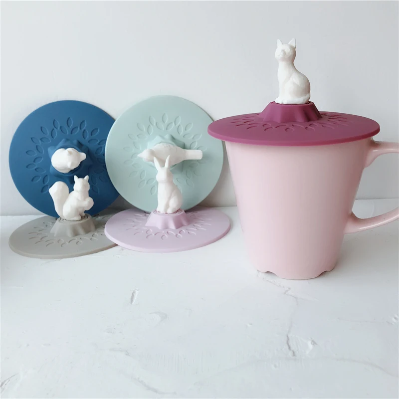 

Large 3D Silicone Cup Lid Food ade Heat Resistant Multi Use Leak Proof Dust Proof Universal Cover for Water Bottles And Gla...