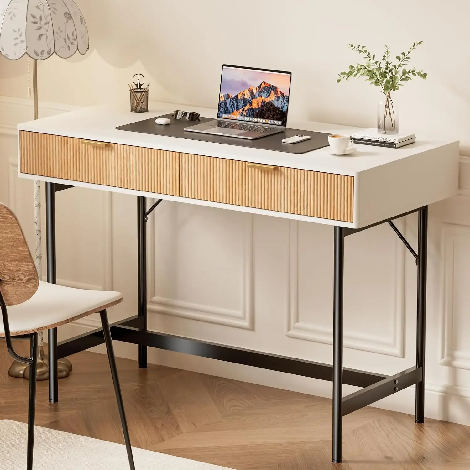 45 Inch White Desk with Drawers, Small Writing Desks for Bedroom, Fluted Cute Desk with Storage for Vanity, Wood Computer Table