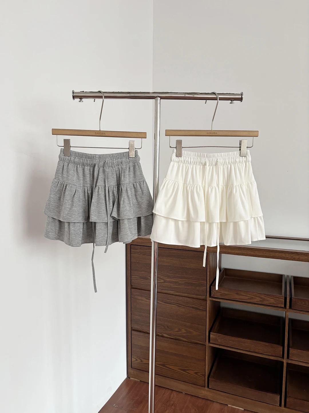 

Korean Style Sweet Girl High Waist Cake Skirt Women Summer Elastic Waist Lace Trim Anti-Light Youthful Fluffy Short Skirt