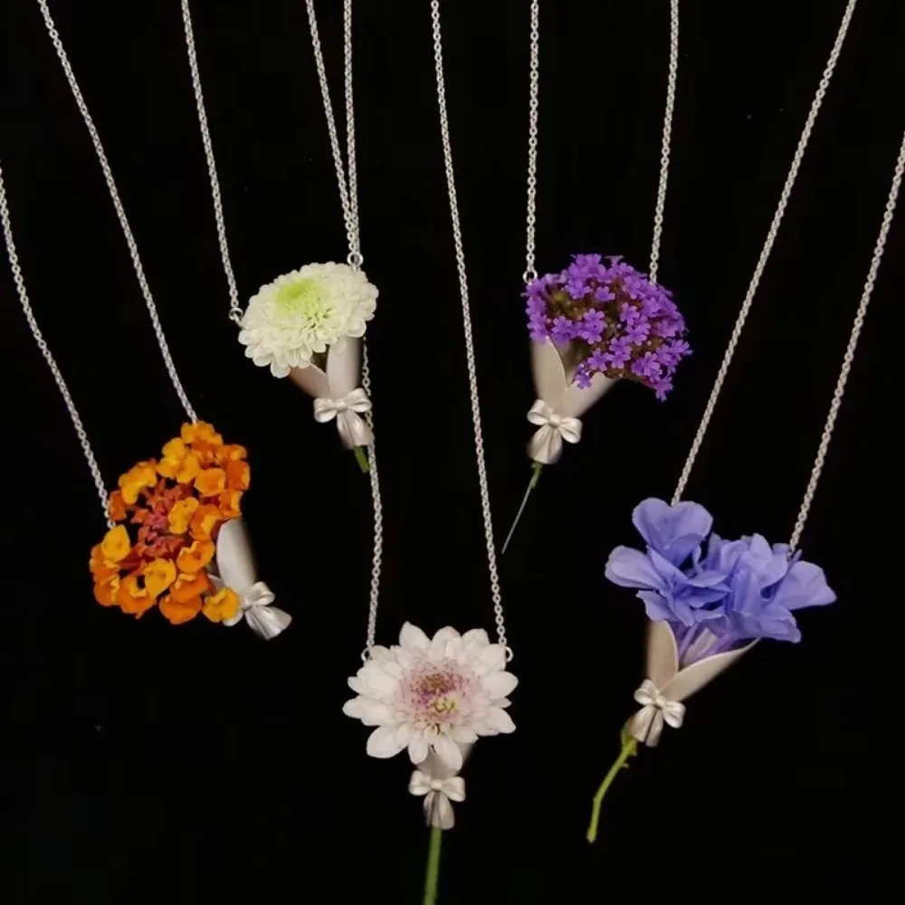 New Mini Flower Bouquet Vintage Wearable Flower Insert Can Be Inserted DIY Bouquet Pendant Jewelry Gift