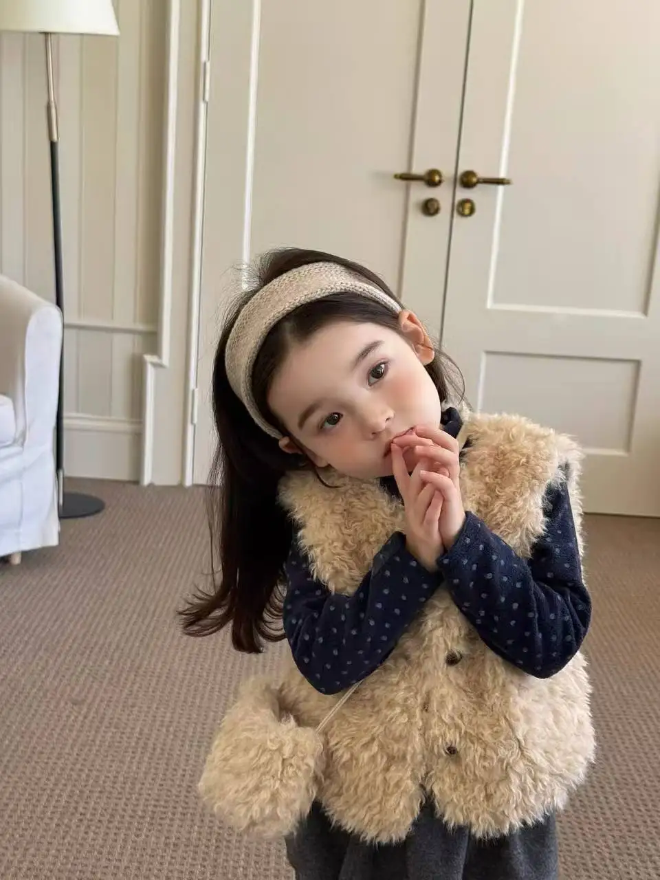 سترة الفتيات القطيفة 2025 شتاء جديد طفلة سميكة الفراء سترة لطيف الفراء #6