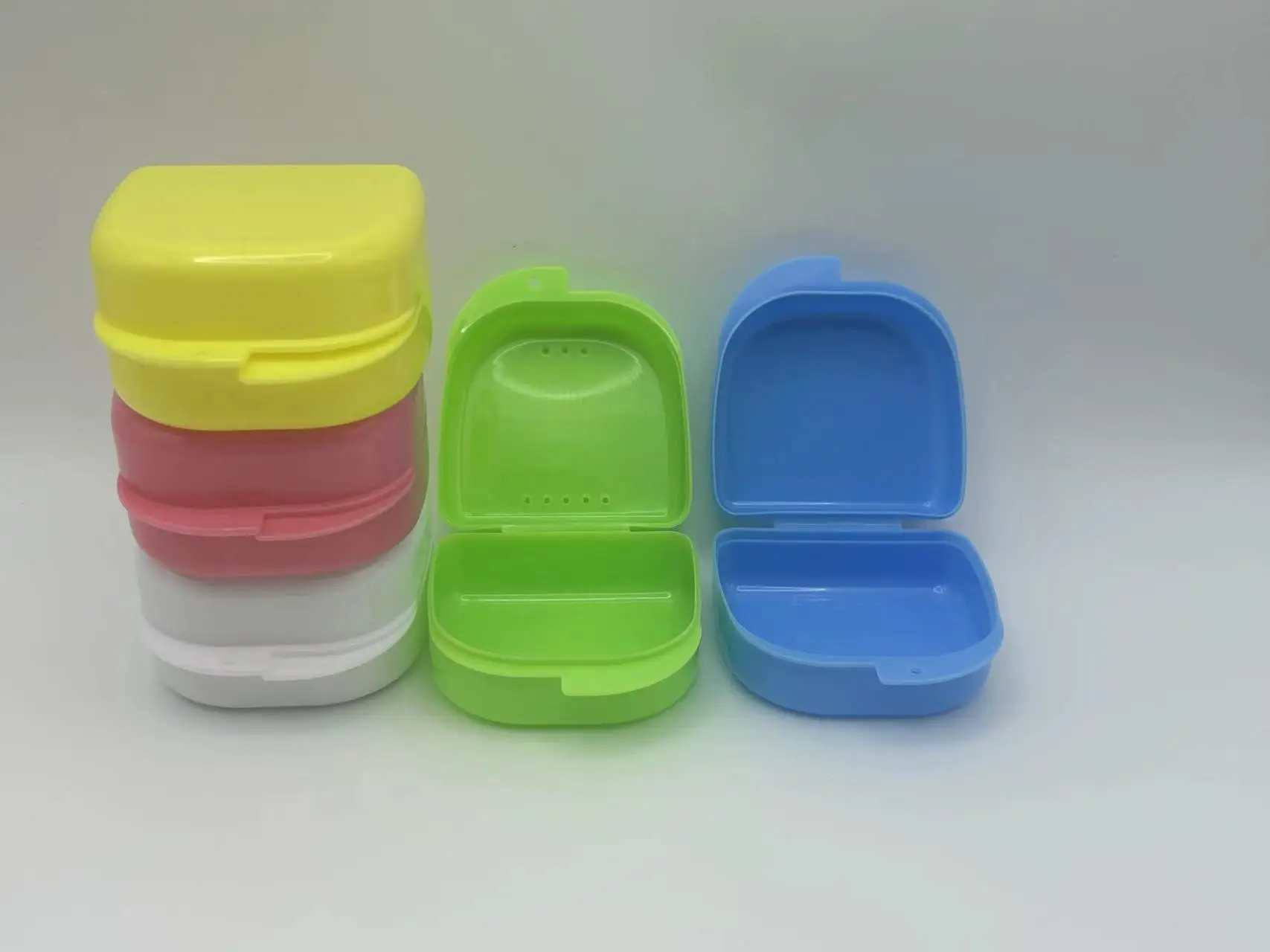 30pcs Dental Retainer Case Denture Storage Box Denture Large Medium Open Cleaning Box Orthodontic Tooth Tray Case