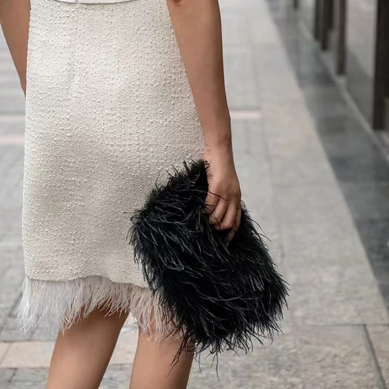 Damenhandtasche aus 100 % Straußenfedern, bunte Federhandtasche, modische Geldbörse mit mehrfarbiger Kette, handgefertigte Umhängetasche. – Detail 6
