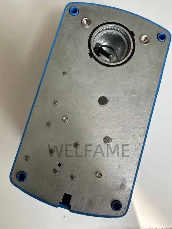 المحرك الكهربائي عالي الجودة M9220 - GGA - 3 زنبركات - مُخمد الإرجاع ومحرك الصمام