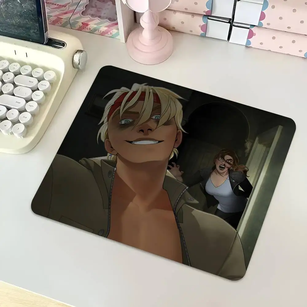 Novel B-boyfriend To Death Mousepad Small LockEdge Mouse Pad For Gamers Computer Desk Pad Rectangular Anti-slip Rubber