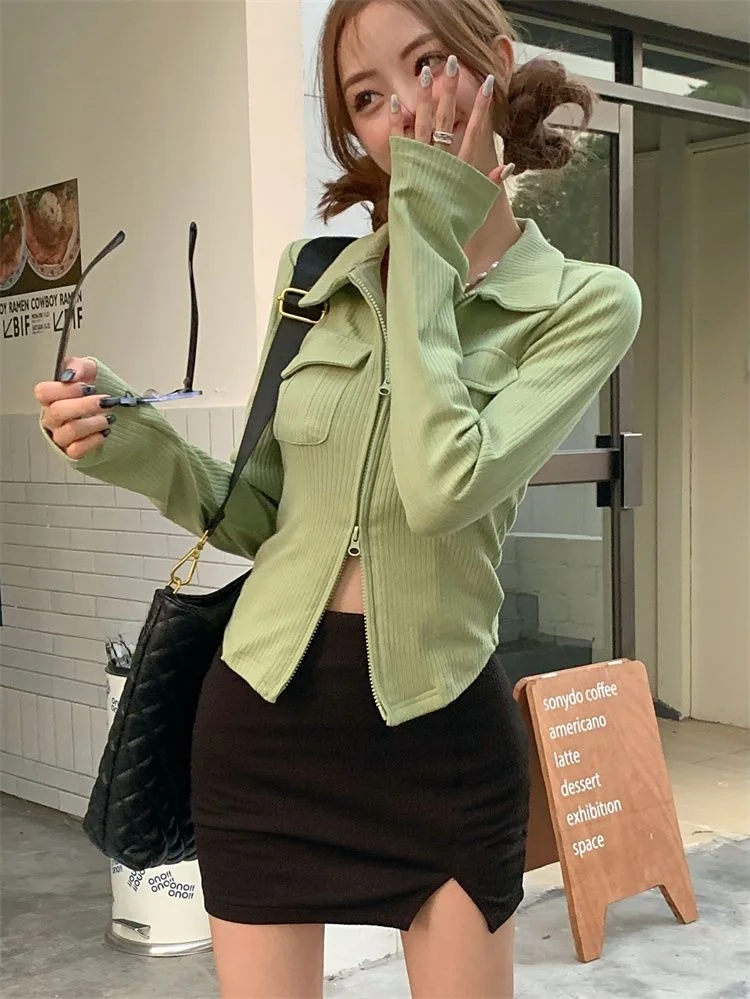 قميص نسائي أنيق محبوك بأكمام طويلة، ياقة بولو، تصميم قصير ضيق، موضة ربيع وخريف، ملابس كاجوال عصرية