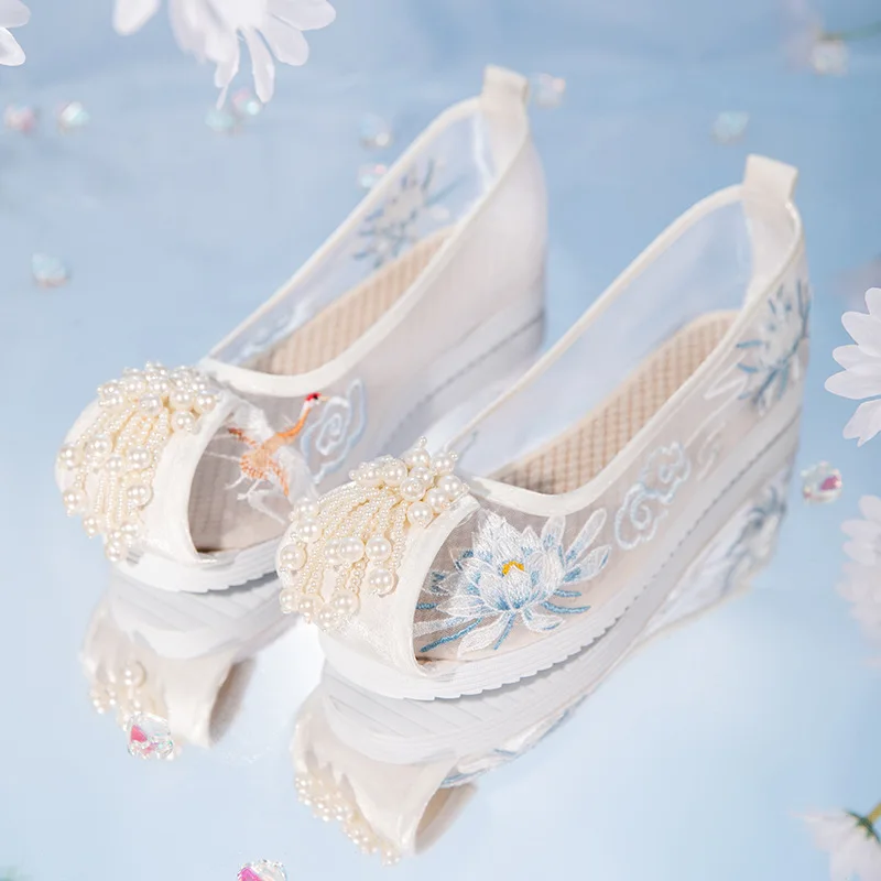 

MW09 Gauze 2024 Summer New Pearl Tassel Fairy Student Antique Embroidered Shoes Ancient Style Hanfu Shoes