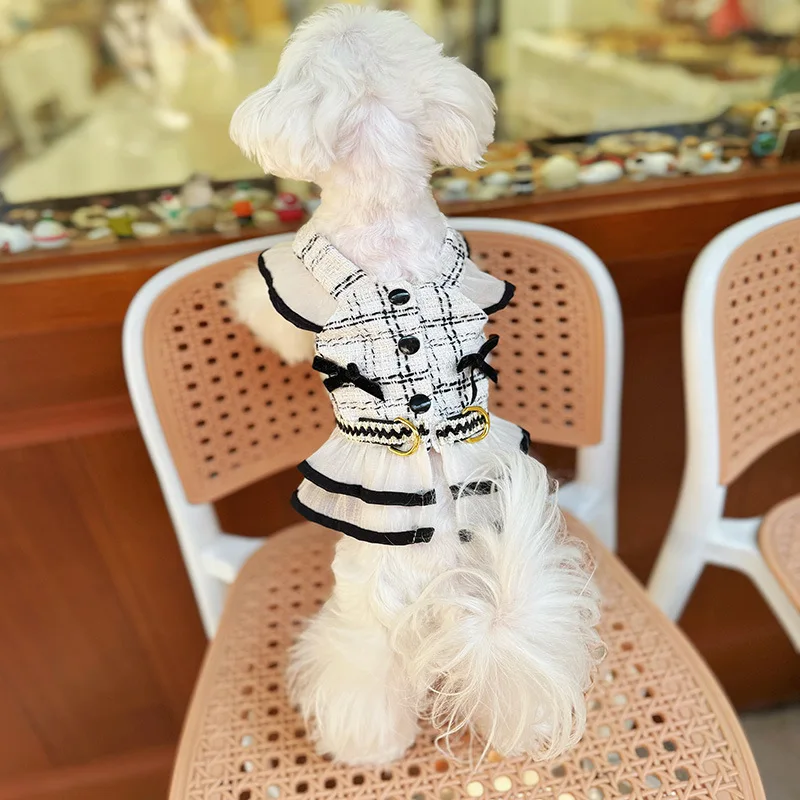 Spring Pet Checkered Strap Skirt Cute Dress Dog/Cat Clothing Style Traction Set with Traction Rope Dog Harness Puppy