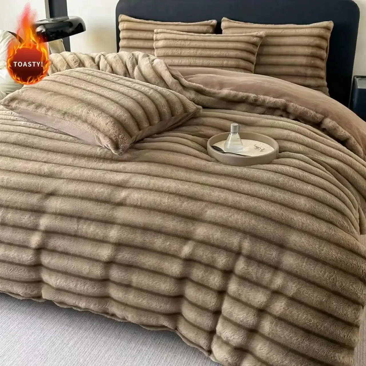 

Комплект из 4 предметов: высококачественное мягкое полосатое многофункциональное покрывало, утолщенное покрывало, наволочка, светло-бежевая имитация шелка