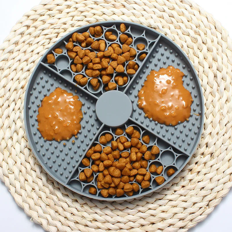 Silicone Licking Pad Pet Dog Lick Pad Bath Peanut Butter Slow Eating Licking Feeder Cat Lickmat Feeding Dog Lick Mat Pet Product