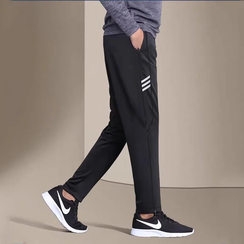 Winter Motion Trousers Men Fleece Thermal Sweatpants Quick Dry Contrast Color Elastic Waist Comfortable Casual Straight Pants