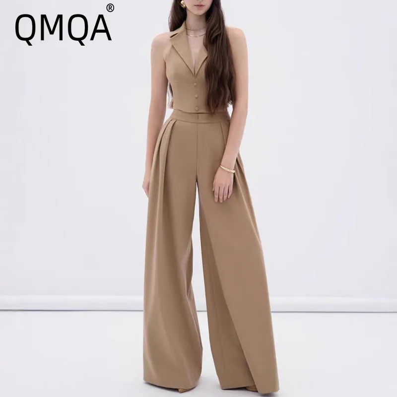 

QMQA Fashion Women's Elegant Two-Piece Set Halter Neck Vest Short Top Wide-Leg High Waist Long Pants Sets 2025 Female New QM860