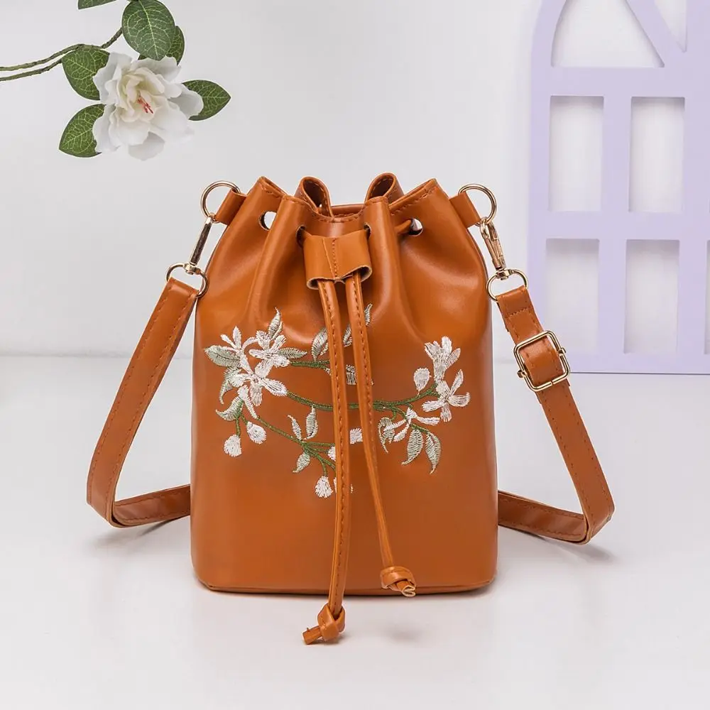 PU Women's Bucket Bag Floral Embroidery Adjustable Floral Shoulder Bag Drawstring Closure Sweet Style Drawstring Crossbody Bag