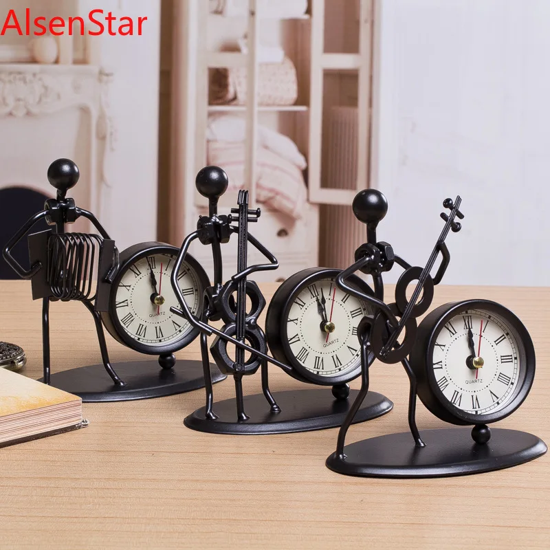 Creative Retro Musician Table Clock Wrought Iron Ornaments Living Room Study Decorative Desktop Clock Watch Gift Home Decoration