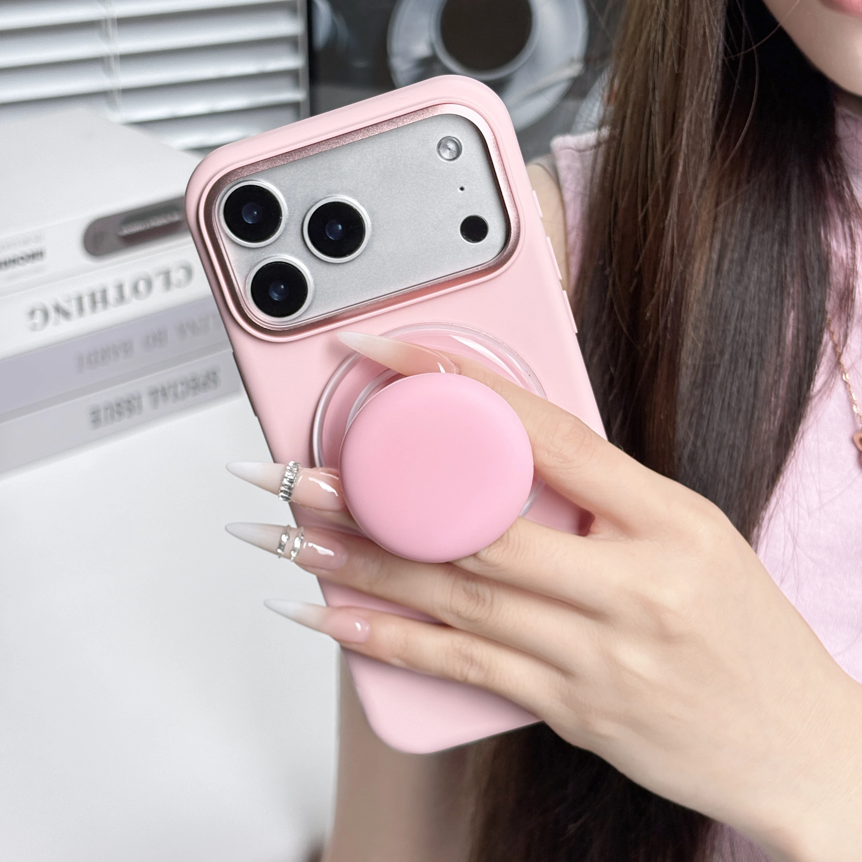 New Silicone Magnetic Folding Mobile Phone Holder for iPhone 16 15 Samsung Xiaomi Safe Ring Finger Socket Pocket Expanding Stand
