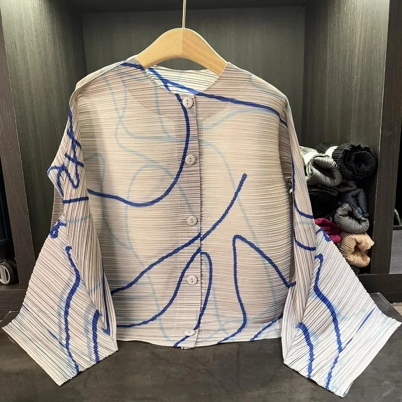 

Плиссированная рубашка Miyake Premium Sense, простота, полосатая рубашка-кардиган с нерегулярным принтом, новинка 2025, повседневные свободные топы с длинными рукавами