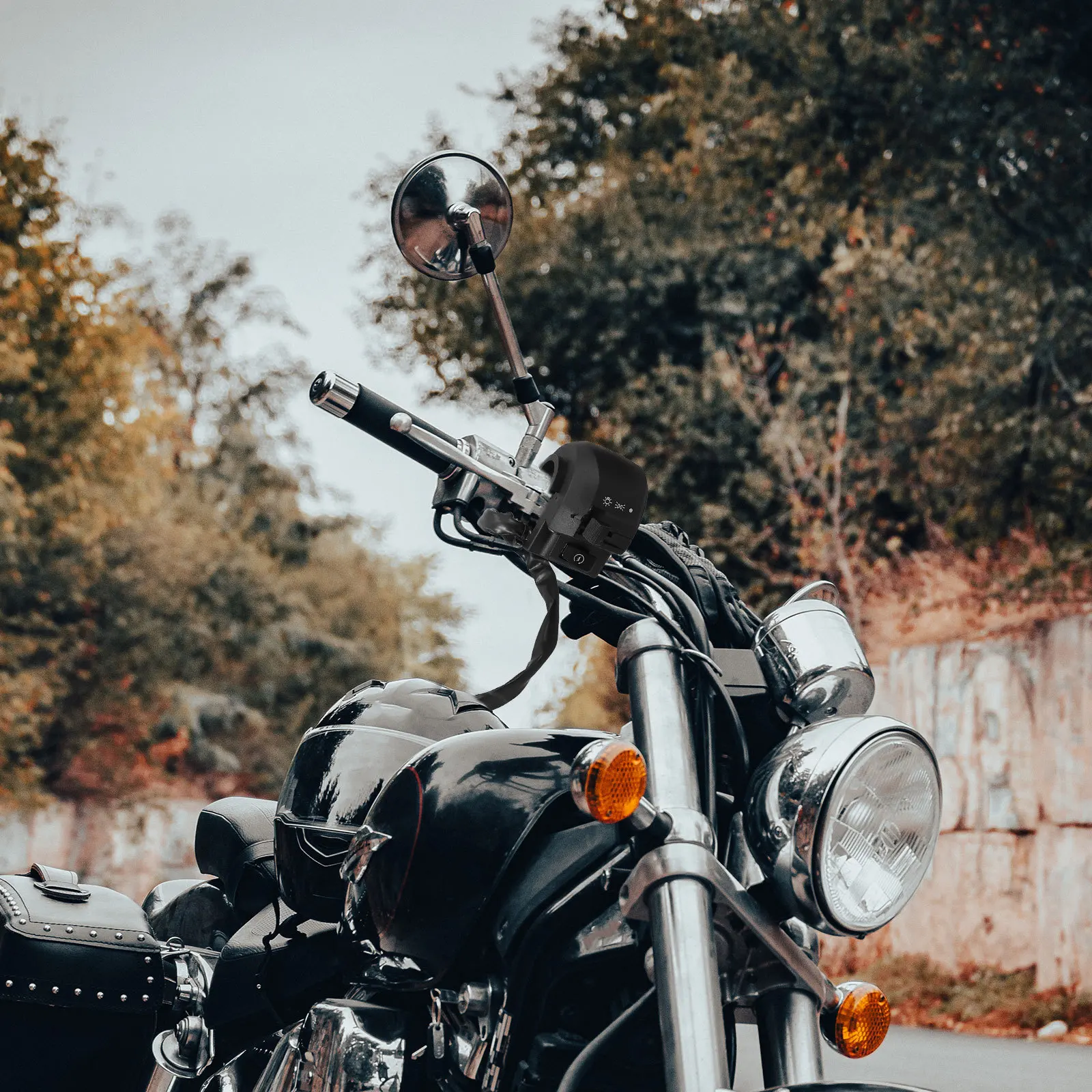 

2Pcs Motorcycle Handlebar Switch Set Left Signal Horn Headlight Control Replacement Turn Signal Switch