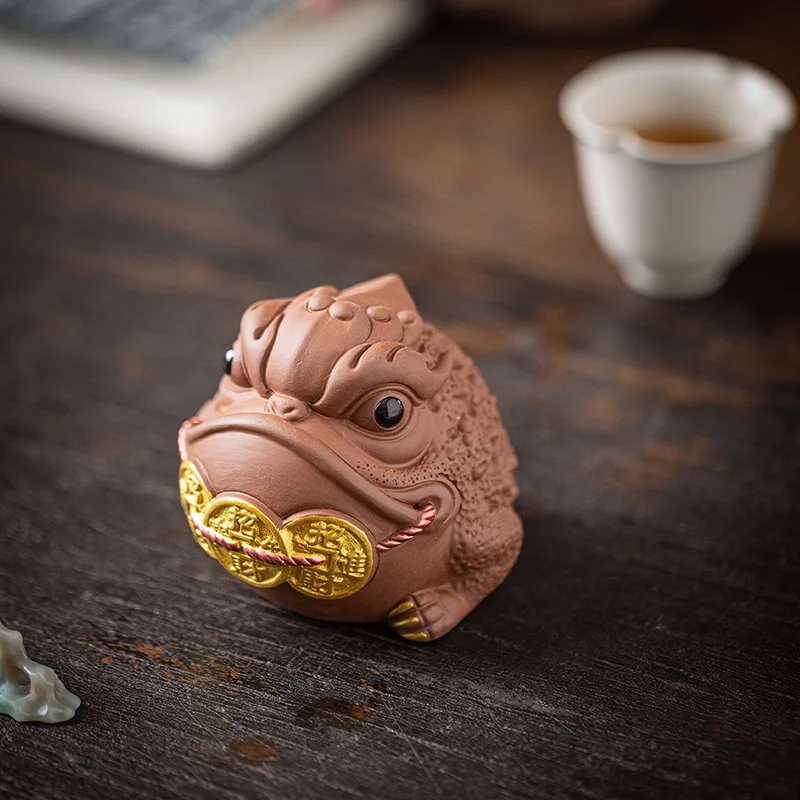 

Creative Purple Sand Fortune Golden Toad Tea Ornaments Decoration Boutique Supportable Personality Tea Set Tea Table Tea Tray De