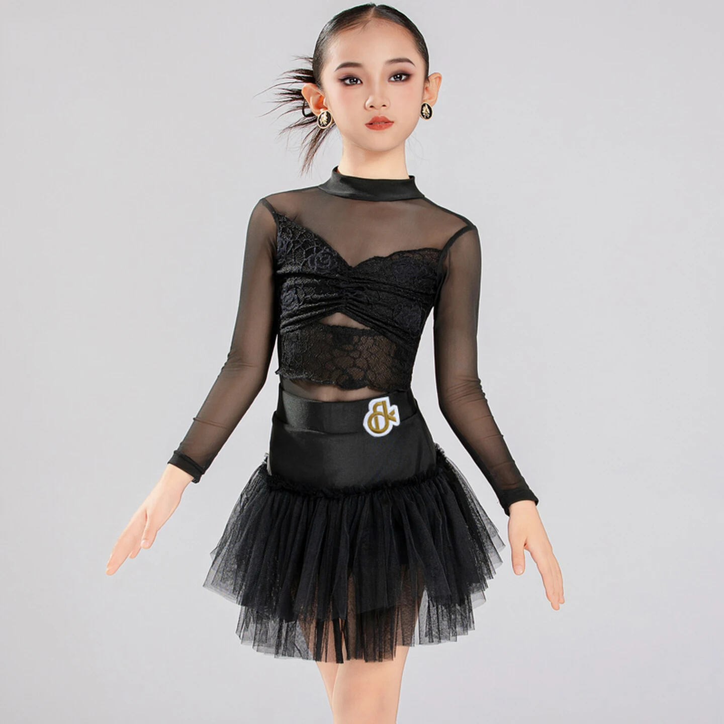 Strój do tańca latynoamerykańskiego dla dziewcząt 2025, kostiumy do występów, odzież do tańca chacha rumba, top z siateczki, spódnica z koronki, strój sceniczny DQL12317