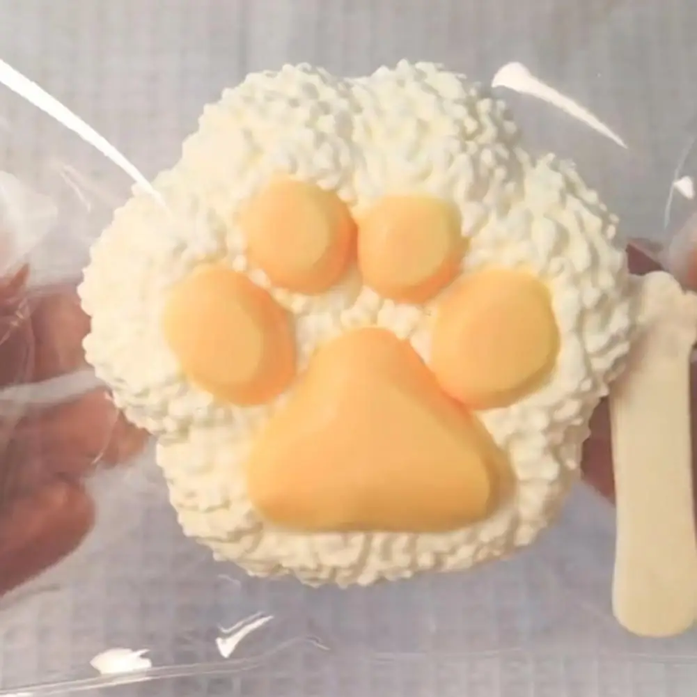 Cat Paw Fidget Toy Handmade Cat Paw Squeeze Toy for Stress Relief Stimulation Soft Fidget Toy for Kids Teens Adults for Anxiety