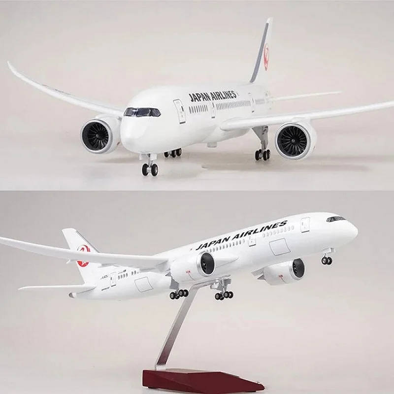 

43CM 1:130 scale casting resin model of a Japan Airlines B787 aircraft with light and wheels (touch or sound control) collectio