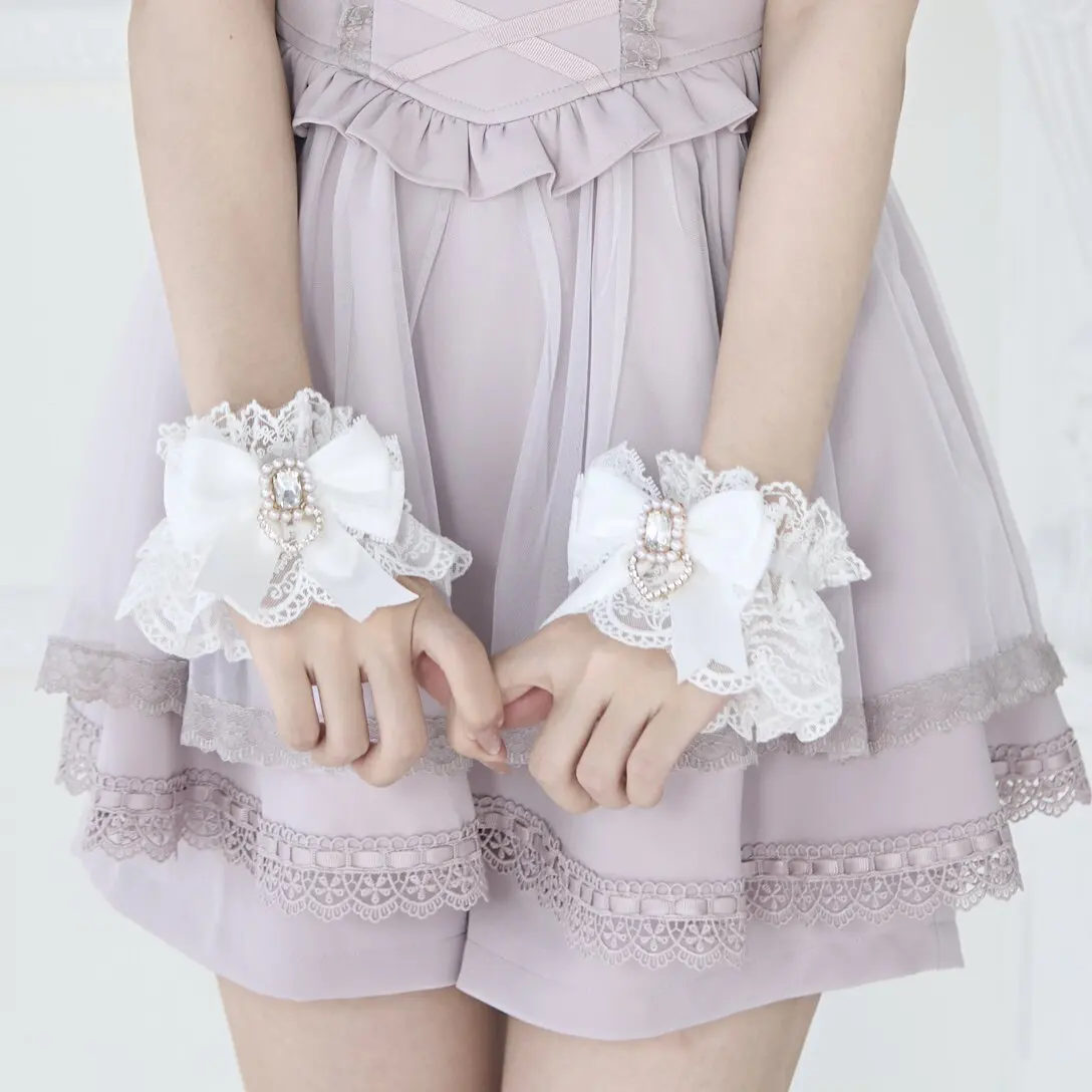women’s-short-sleeves-arm-covers-lolita-japanese-cute-hand-sleeves-lace-gloves-with-bows