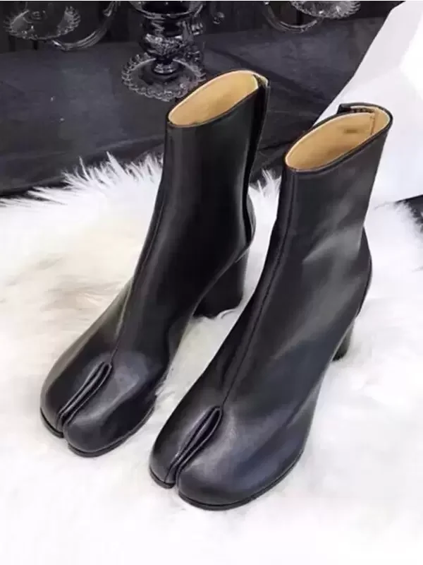 

Designer Split Toe Women's Ankle Boots Genuine Leather Street Style Comfort Short Boots Slip On High Heel Tabi Modern Boots