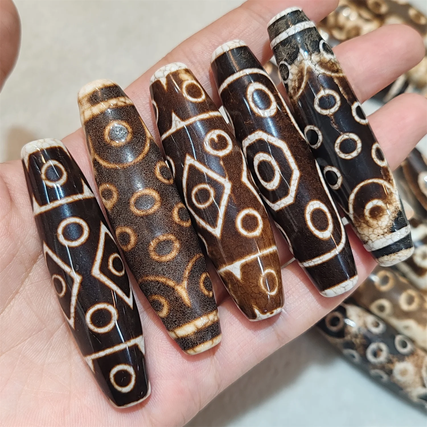 1pcs/lot Natural Agate Dzi Brownish-white Weathering lines Retro style Rare multi-eye pattern 60mm diy pendant Ethnic style