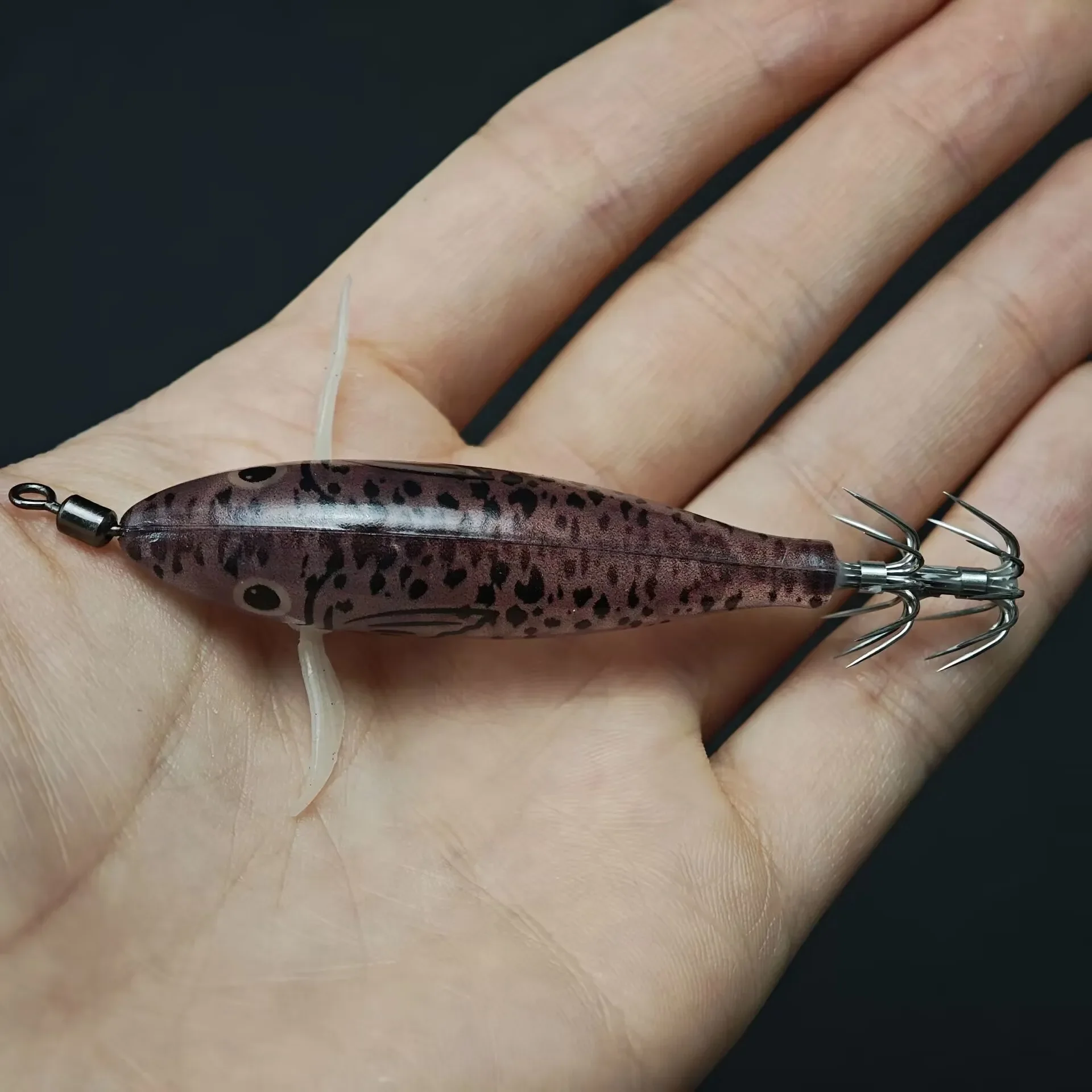 18pcs/set Luminous Squid Jig 8cm/ 5.7g Shrimp Fishing Lures Hook Sea Fishing Octopus Lure Accessories Artificial Bait