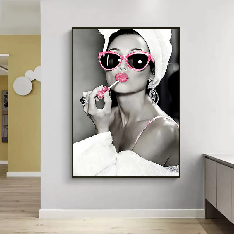 Fashion Audrey Hepburn Sexy Girl Smoking Poster Canvas Painting Toilet Roll Paper Wall Art Picture Modern Bathroom Home Decor