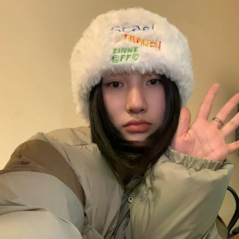 Plush Wool Hat Women's Autumn/Winter Plush Thickened Cold-Proof Wool Hat With Ear Covers Knitted Cap 2026