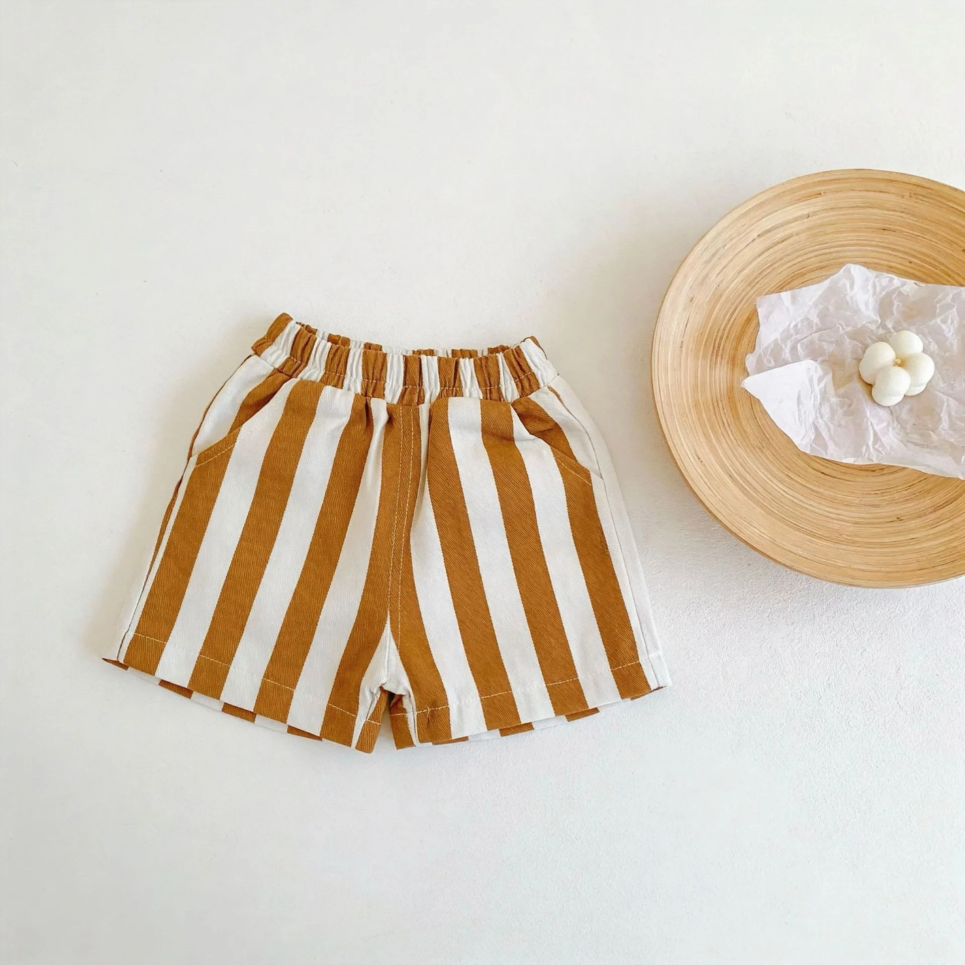 Korean Version Ins Summer New Fashionable Wide Stripe Children's Shorts, Versatile Loose Shorts for Men and Women's Clothing