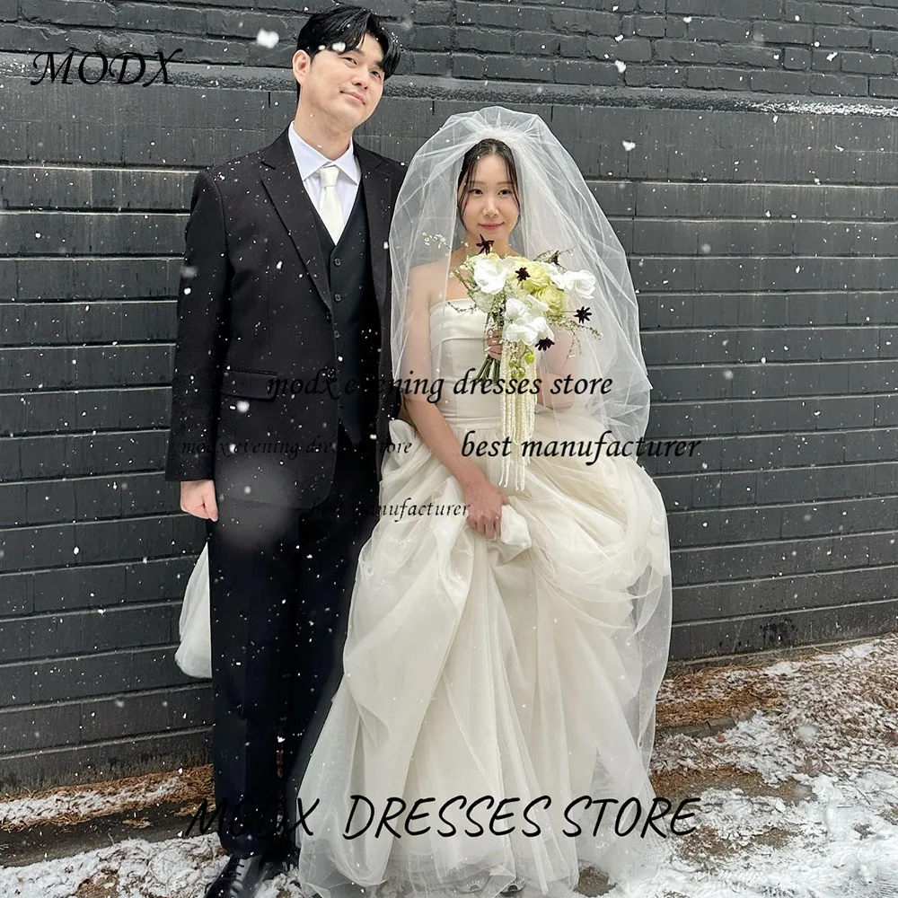 

MODX Korean Wedding Photography Customized Simple Strapless Tulle A-line Wedding Dress Floor-length Corset Wedding Dresses
