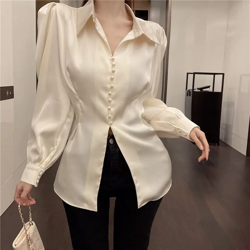 French Retro Satin Shirt for Women with a Niche Design Featuring Bubble Sleeves and a Short Long Sleeved Waist Cinched Top