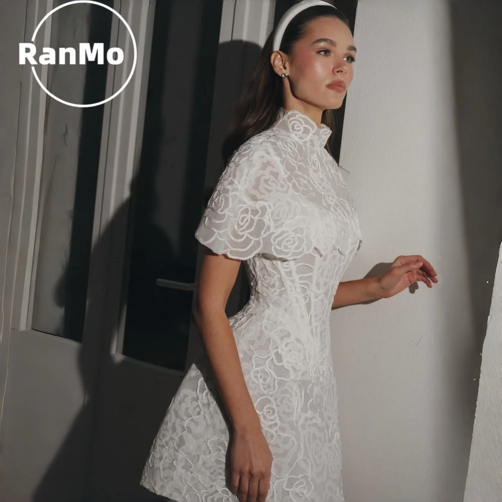 Ranmo Cape Overlay Blumenbesticktes Cocktailkleid mit hohem Kragen, schmal geschnitten, für Abschlussball, Rosenspitze, für das Abendessen, 2027